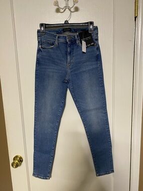 NWT Banana Republic High Rise Skinny Ankle Jeans in Medium Blue
